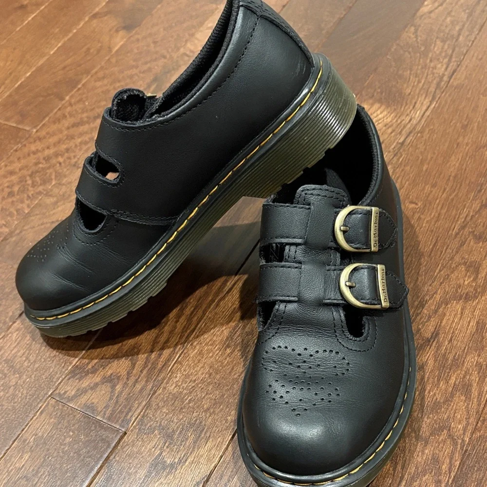 Dr. Martens Kids Size 2 Black Leather Mary Jane Shoes Buckle Strap for Uniform - Picture 7 of 9